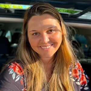 Meet your Posher, Alexis